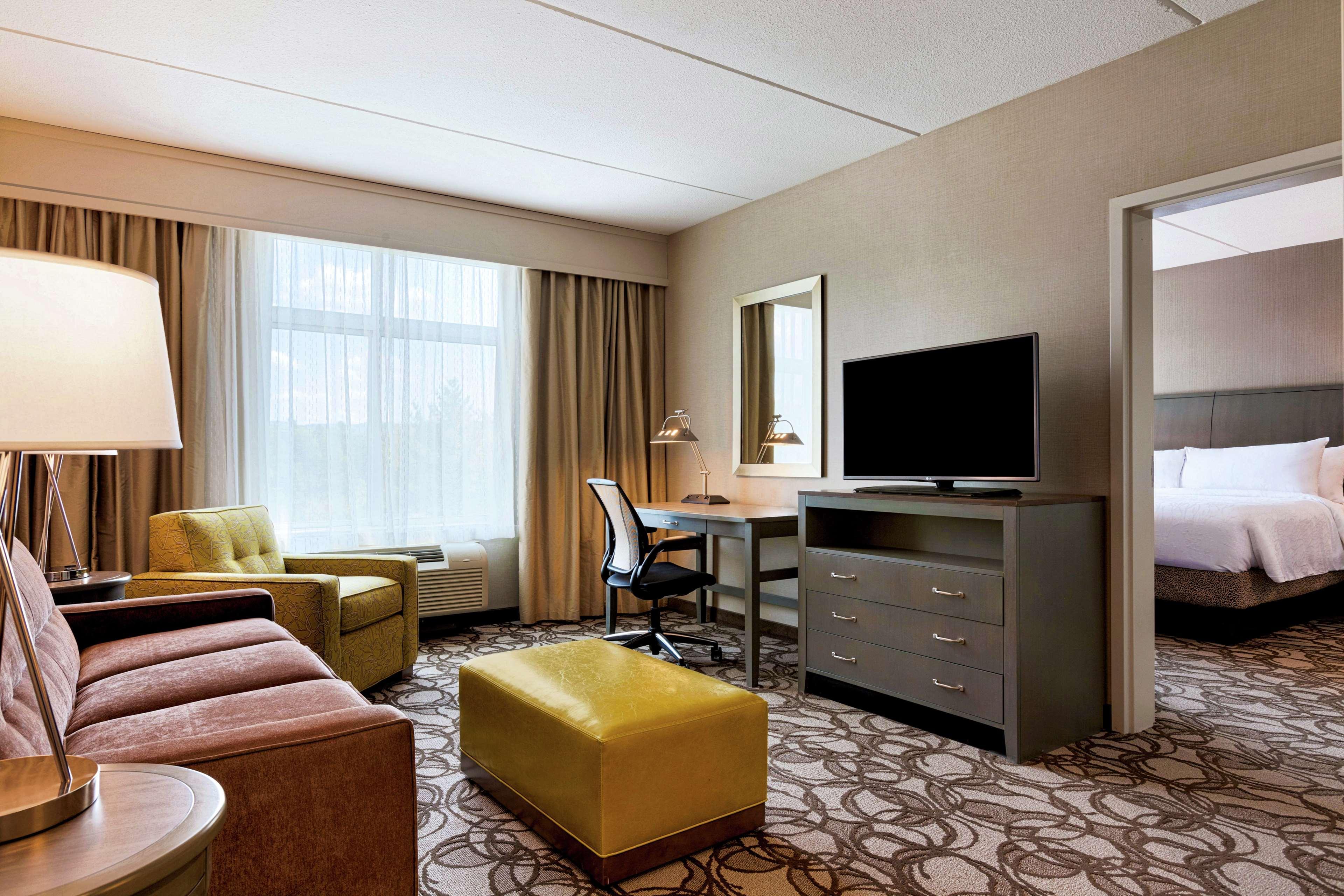 Hilton Garden Inn Lenox Питсфилд Экстерьер фото