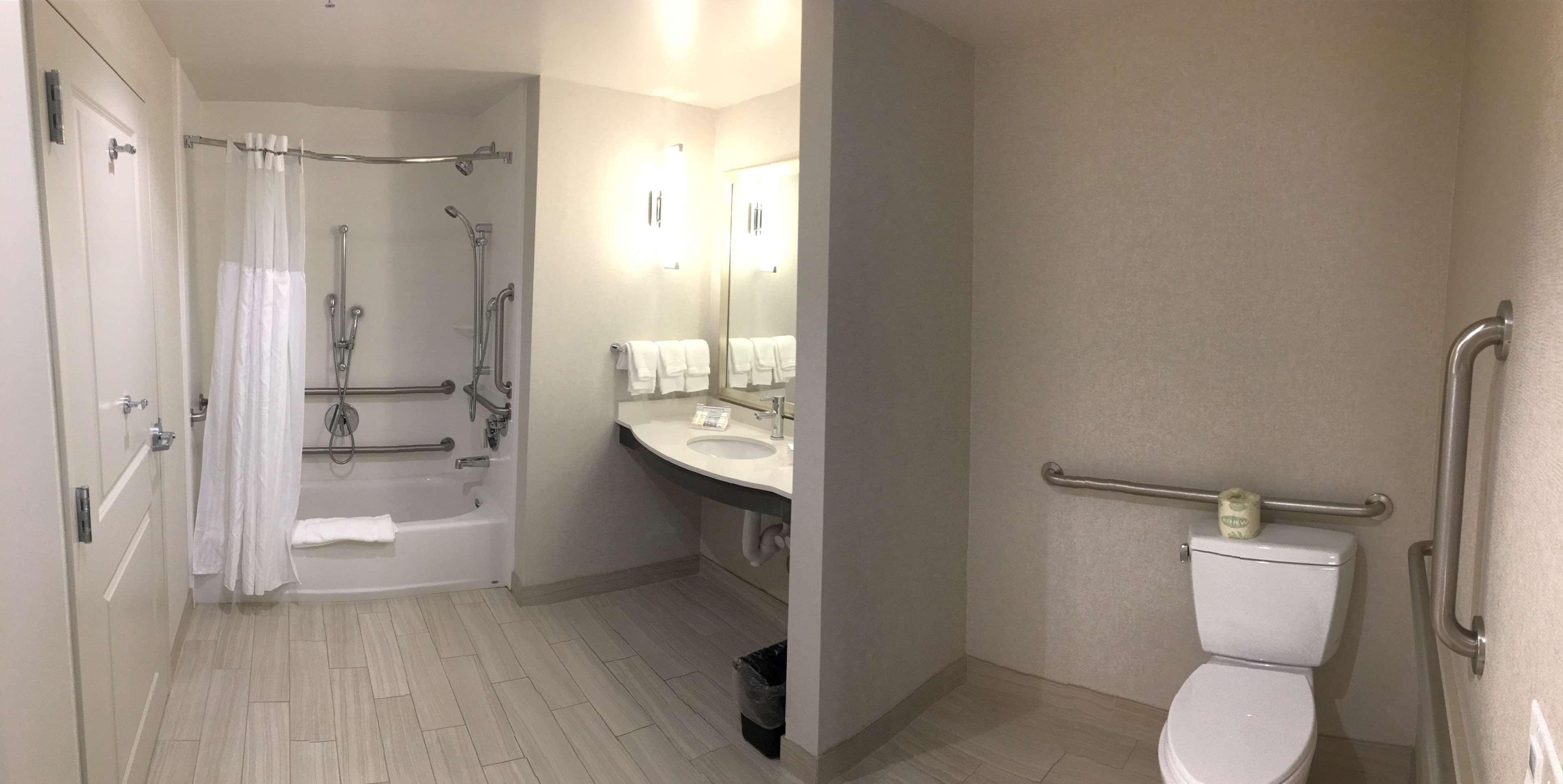 Hilton Garden Inn Lenox Питсфилд Экстерьер фото