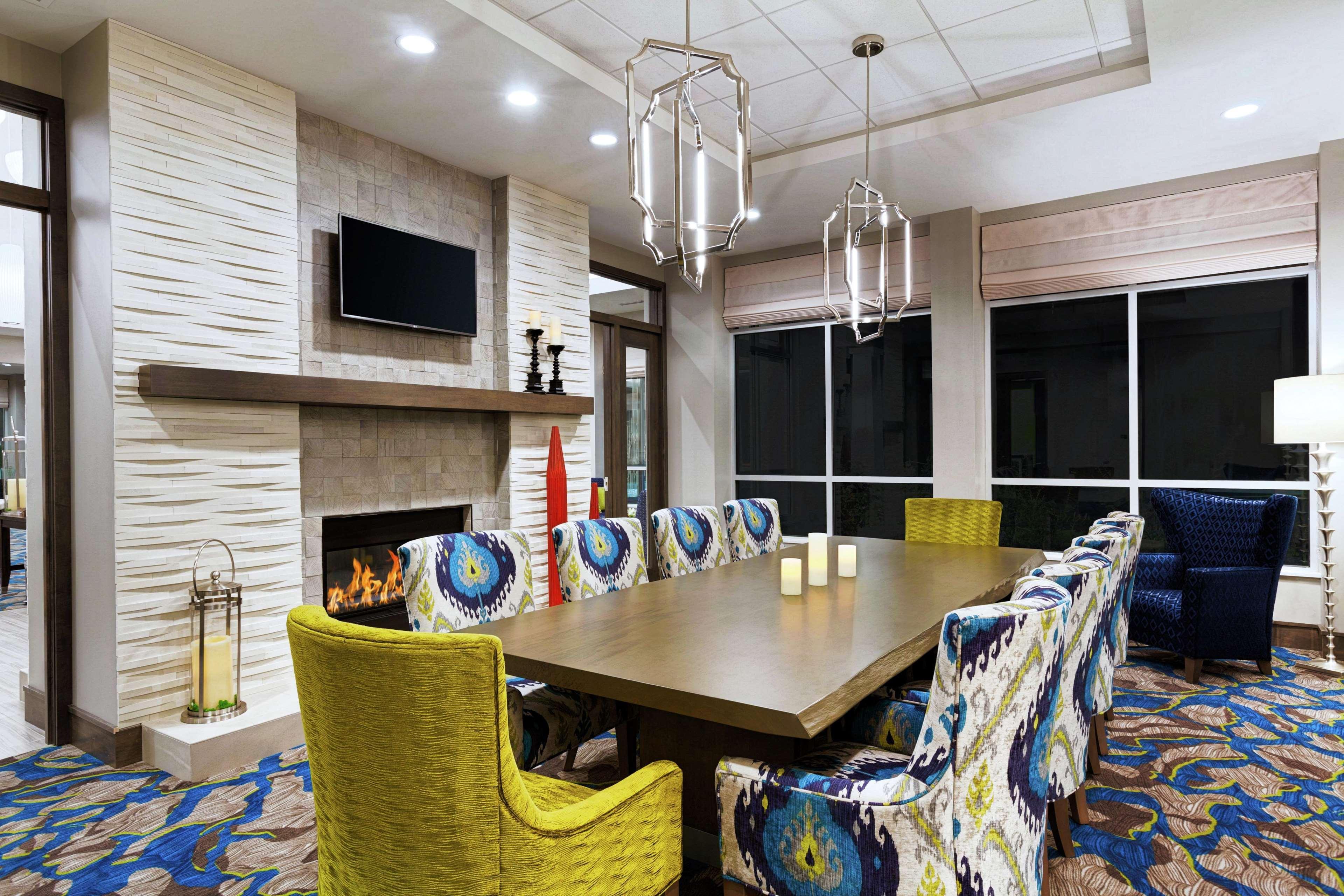 Hilton Garden Inn Lenox Питсфилд Экстерьер фото