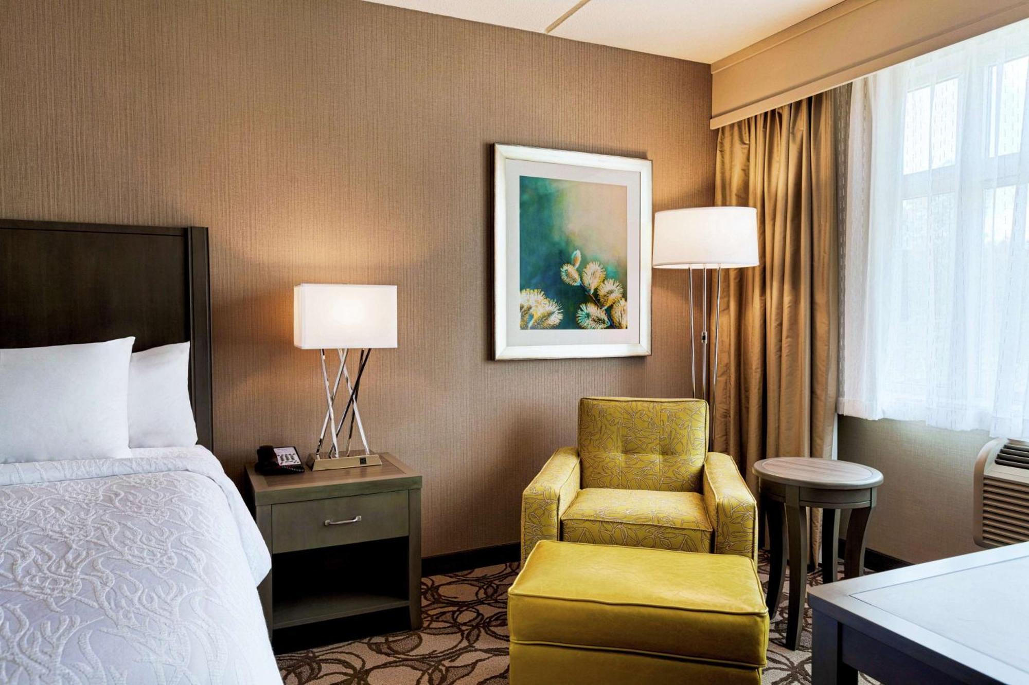 Hilton Garden Inn Lenox Питсфилд Экстерьер фото
